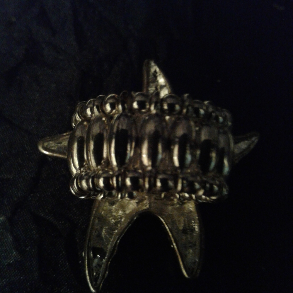 Star ring - Picture 2 of 7